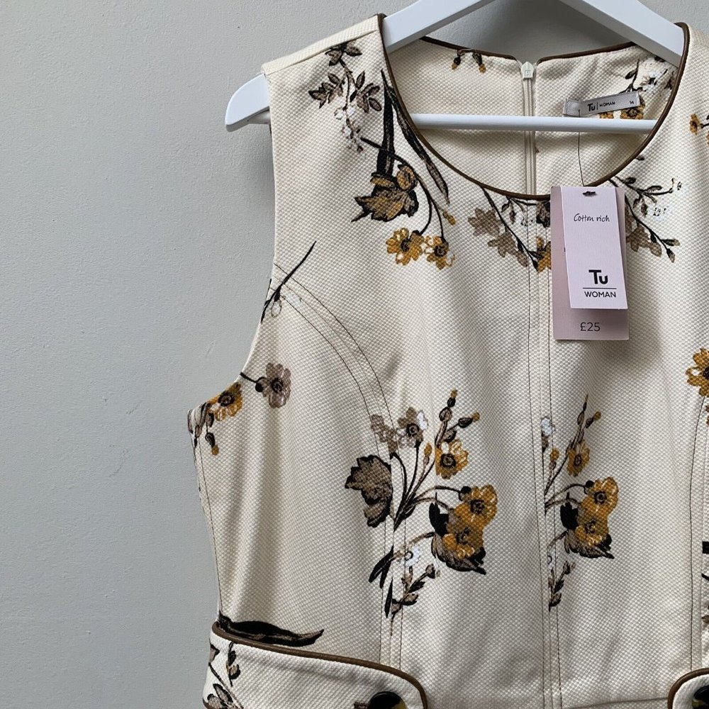 TU Floral Dress Size UK 14 Sleeveless Sheath Pretty Retro Style - Picture 8 of 12